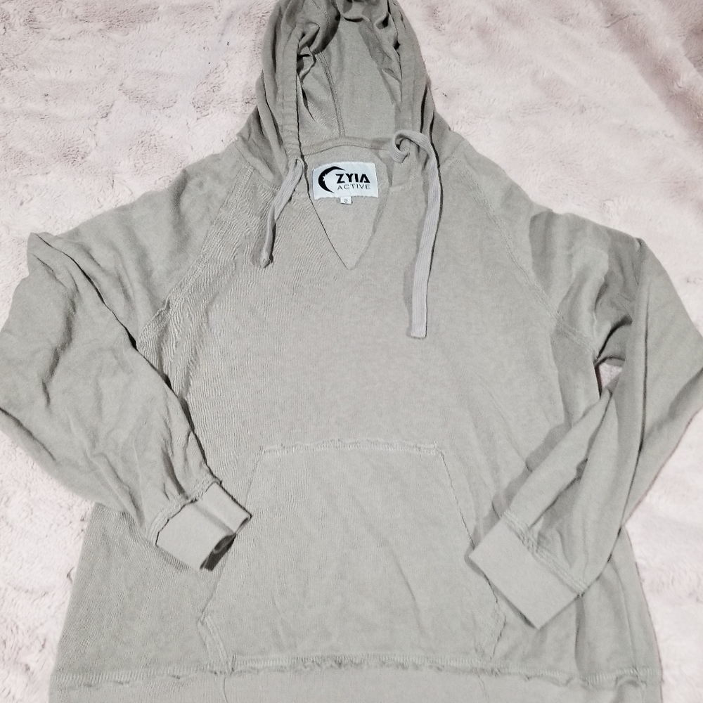 Zyia Active hooded top Small